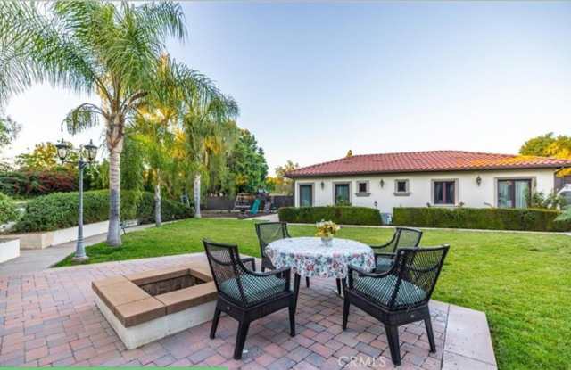 4141 Prospect Avenue