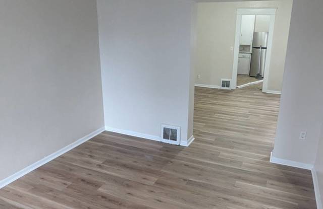 1159 West 8th Street - 1st Fl