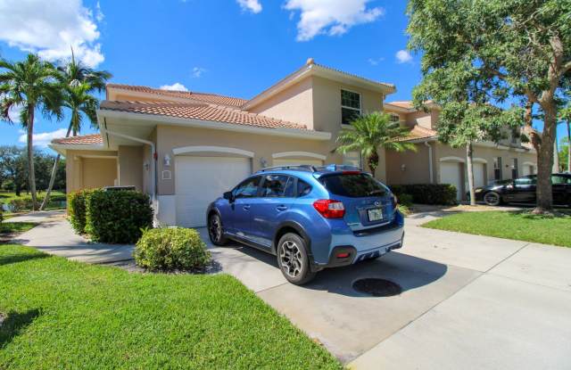 ***ANNUAL RENTAL***3 BEDS/2 BATHS***ATTACHED GARAGE***NOW AVAILABLE***BRIARWOOD***