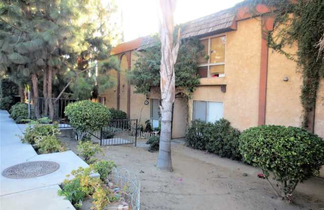Private complex offering upstairs condo for rent