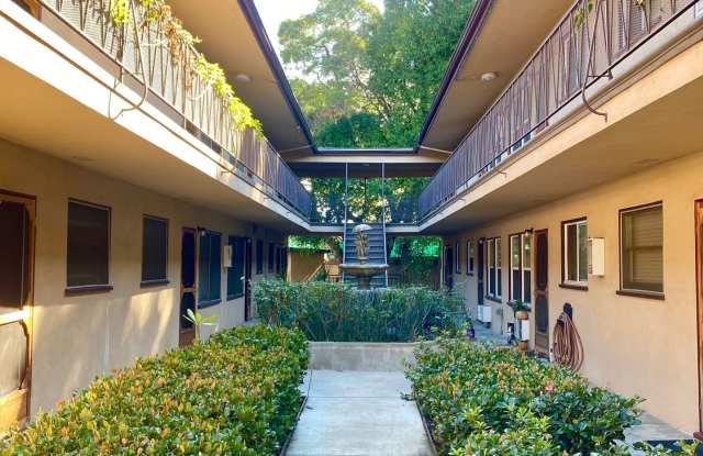 2956-3022 S. Robertson Blvd.