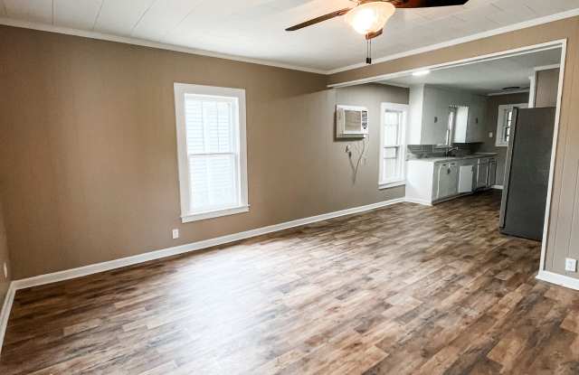 303 East Ripley Avenue