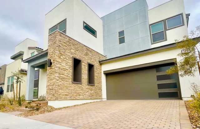 712 Emerson Creek Ct