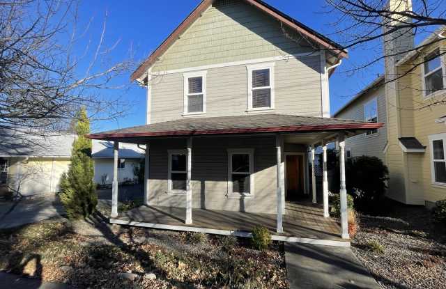 1120 Tolman Creek Road - SF