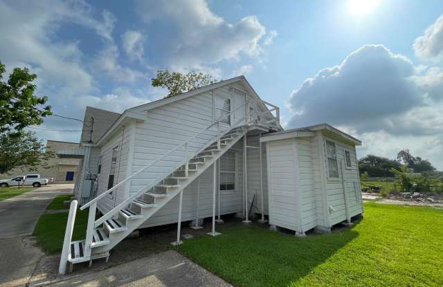 Apartment for rent! ALL BILLS INCLUDED!!!!!