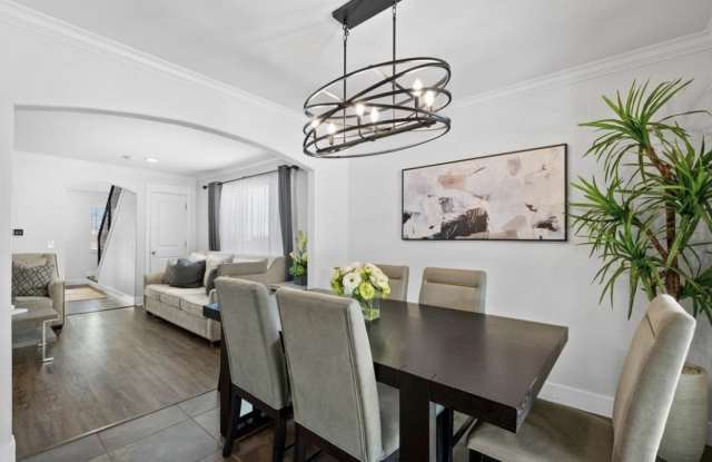 2182 West Warren Avenue