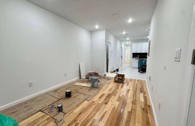 781 S 3RD Street unit: 1