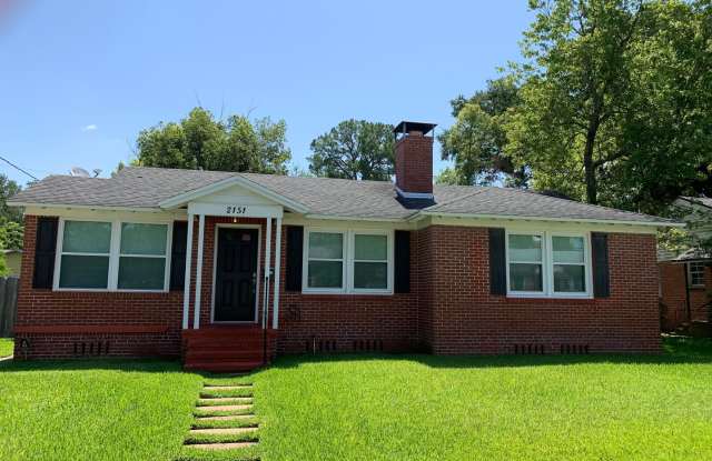 Photo of Charming 2/1 in the heart of St. Nicholas