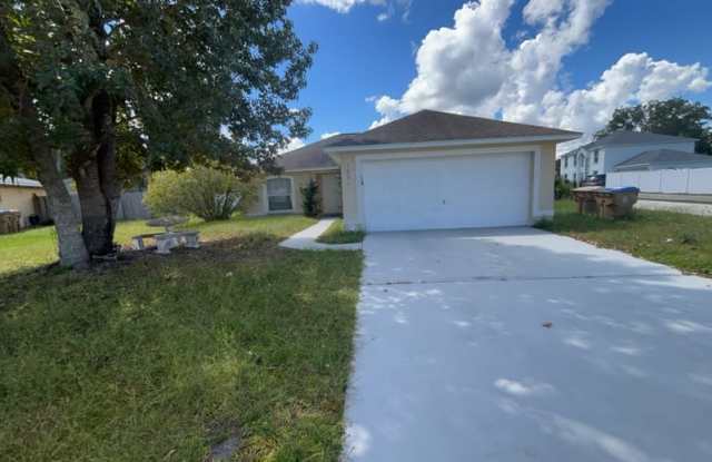 1021 Dudley Dr