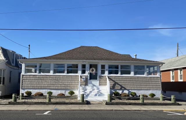 119 Ocean Avenue - 119 Ocean Ave, Point Pleasant Beach, NJ 08742