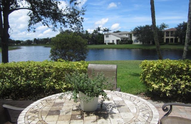 647 Castle Drive - 647 Castle Drive, Palm Beach Gardens, FL 33410