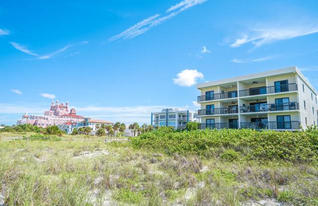 Photo of 3200 Gulf Blvd