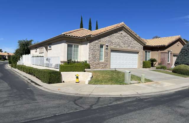 525 Brooklawn Dr