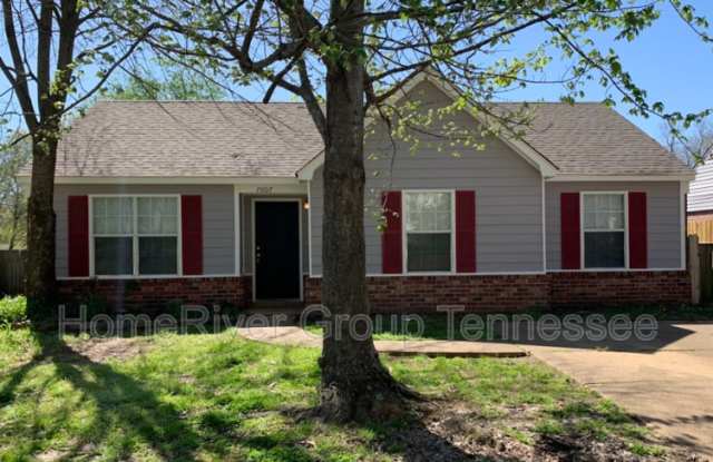 7007 Village Ln