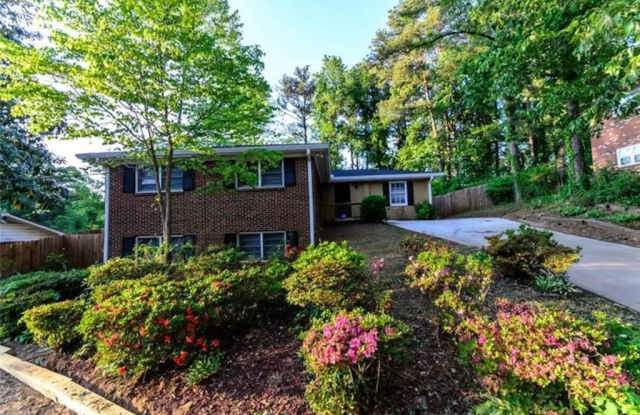 4035 Brookcrest Circle