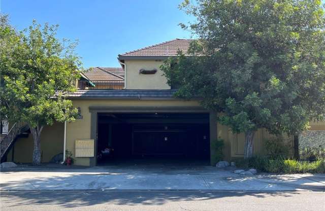 400 W Vermont Avenue