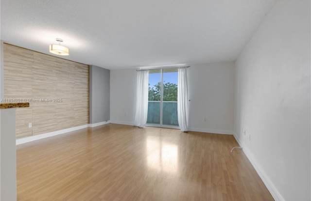 Photo of 3000 Coral Way