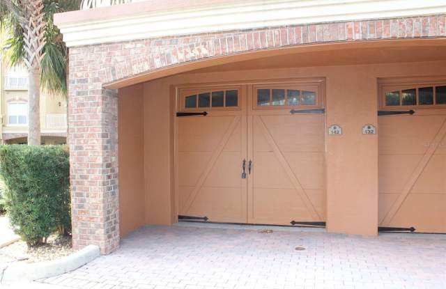 7508 TOSCANA BOULEVARD