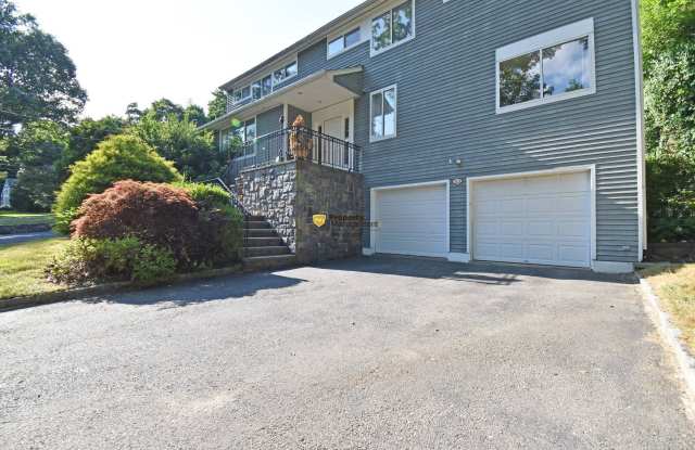 33 Hillair Cir - 33 Hillair Circle, White Plains, NY 10605