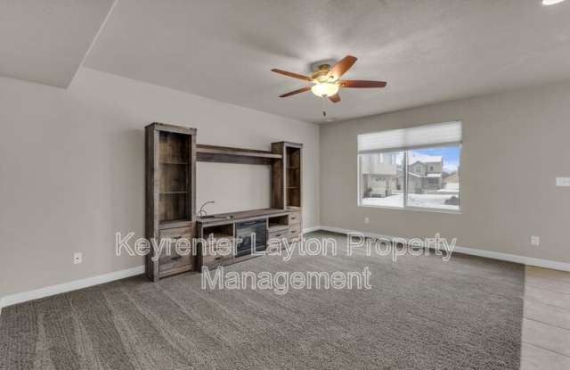 2415 North Wellington Drive