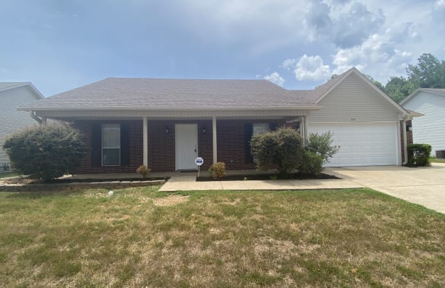 210 Hunters Run Dr - 210 Hunters Run Drive, Haskell, AR 72015