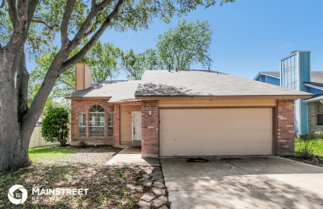 8012 Forest Crossing - 8012 Forest Crossing, Live Oak, TX 78233