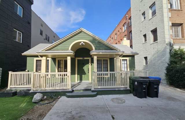 Photo of 5615 La Mirada Ave
