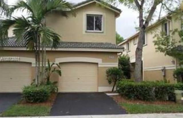 2200 Ensenada Ter - 2200 Ensenada Terrace, Weston, FL 33327