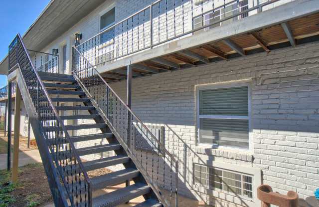 Alabama Avenue Flats