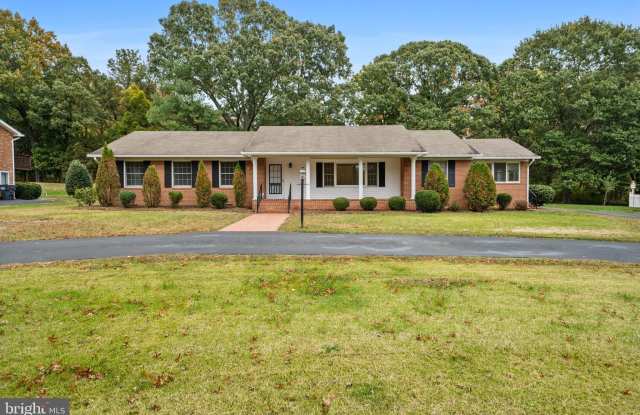 Photo of 21692 POTOMAC VIEW Drive