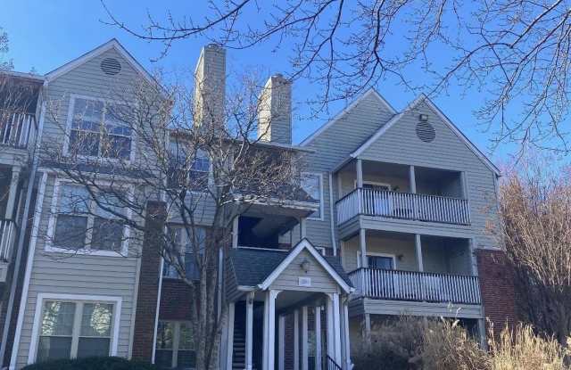 12161 PENDERVIEW Terrace unit: 906