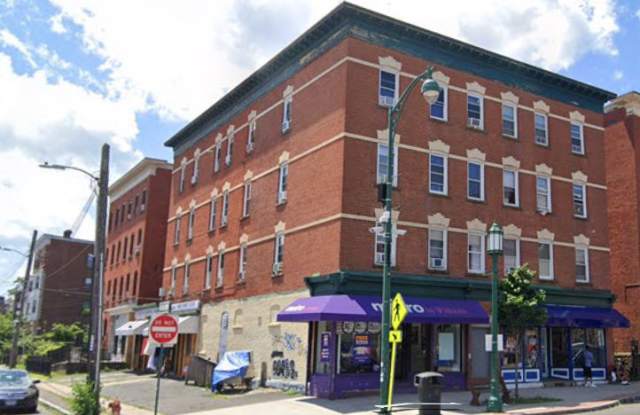 Photo of 743 Park Street, Apt 4E