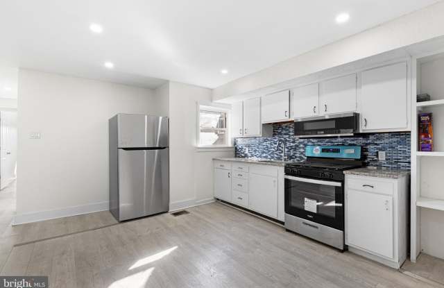 1807 S 9TH Street unit: 2