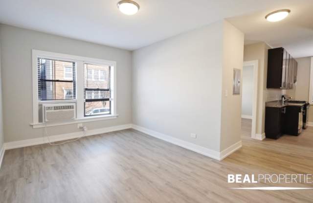 Photo of 721 W Brompton Ave