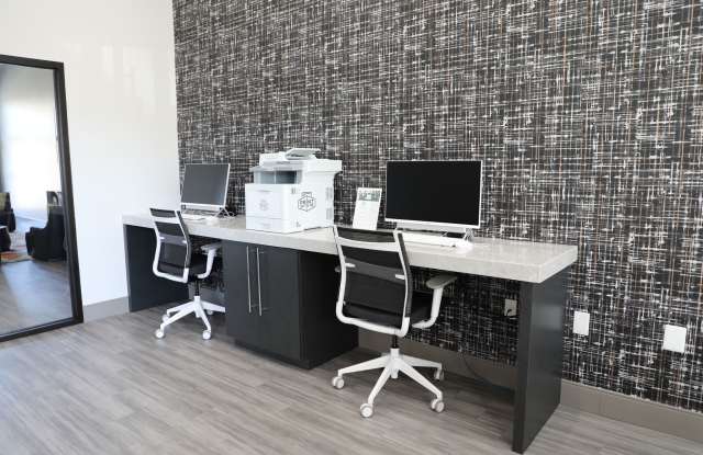 St. Charles At Olde Court