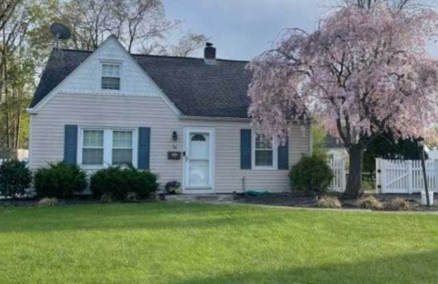 Photo of 16 Brookside Ave