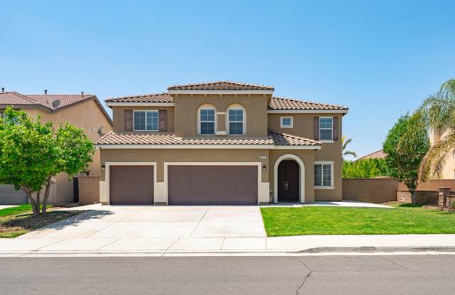 6561 Golden Club Drive