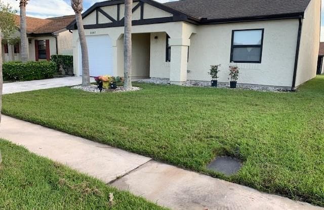 2367 SE Breckenridge Circle - 2367 Southeast Breckenridge Circle, Port St. Lucie, FL 34952