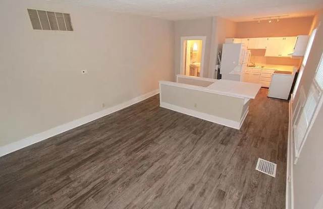 837 North Park Avenue