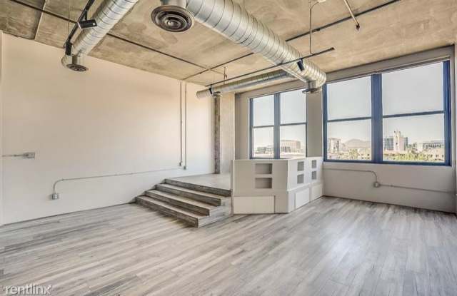 21 E 6th St 516