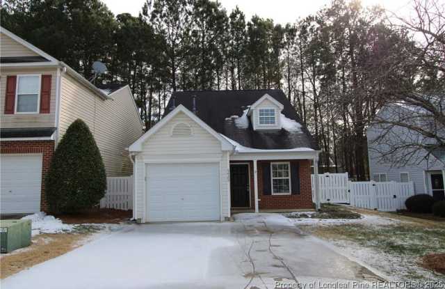 5425 Golden Moss Trail