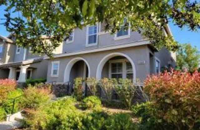 2669 Greenwood Court