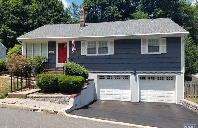 25  Glenview Terrace