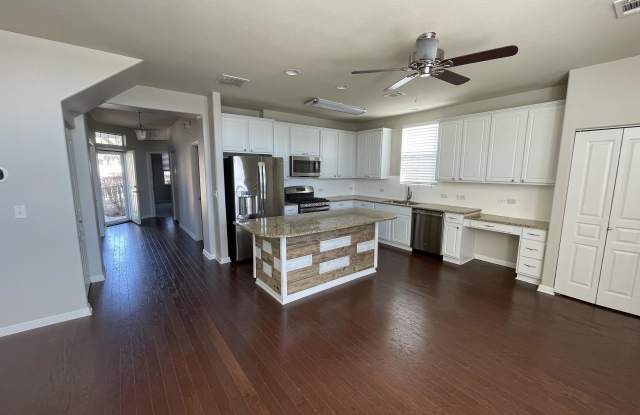 5136 Hellman Dr