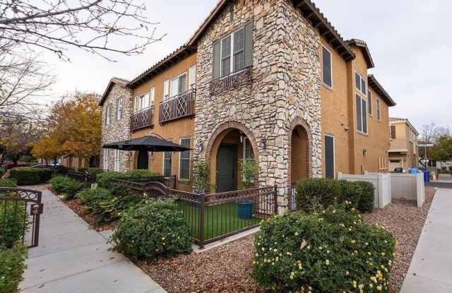 Photo of 4757 E WATERMAN Street