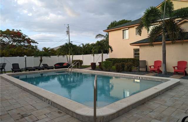Photo of 1519 Cape Coral Parkway W unit: 8