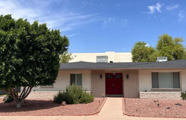 4614 S KACHINA Drive