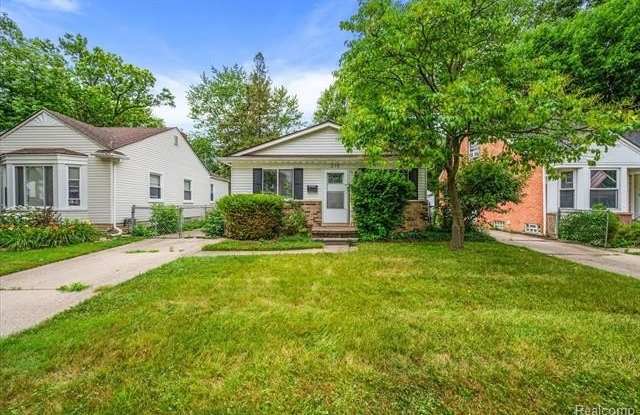 215 N Vermont Avenue