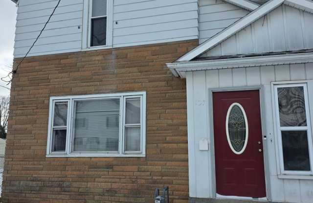 Photo of Spacious Home Across from University of Findlay