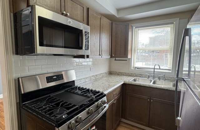 9059 S Laflin Street